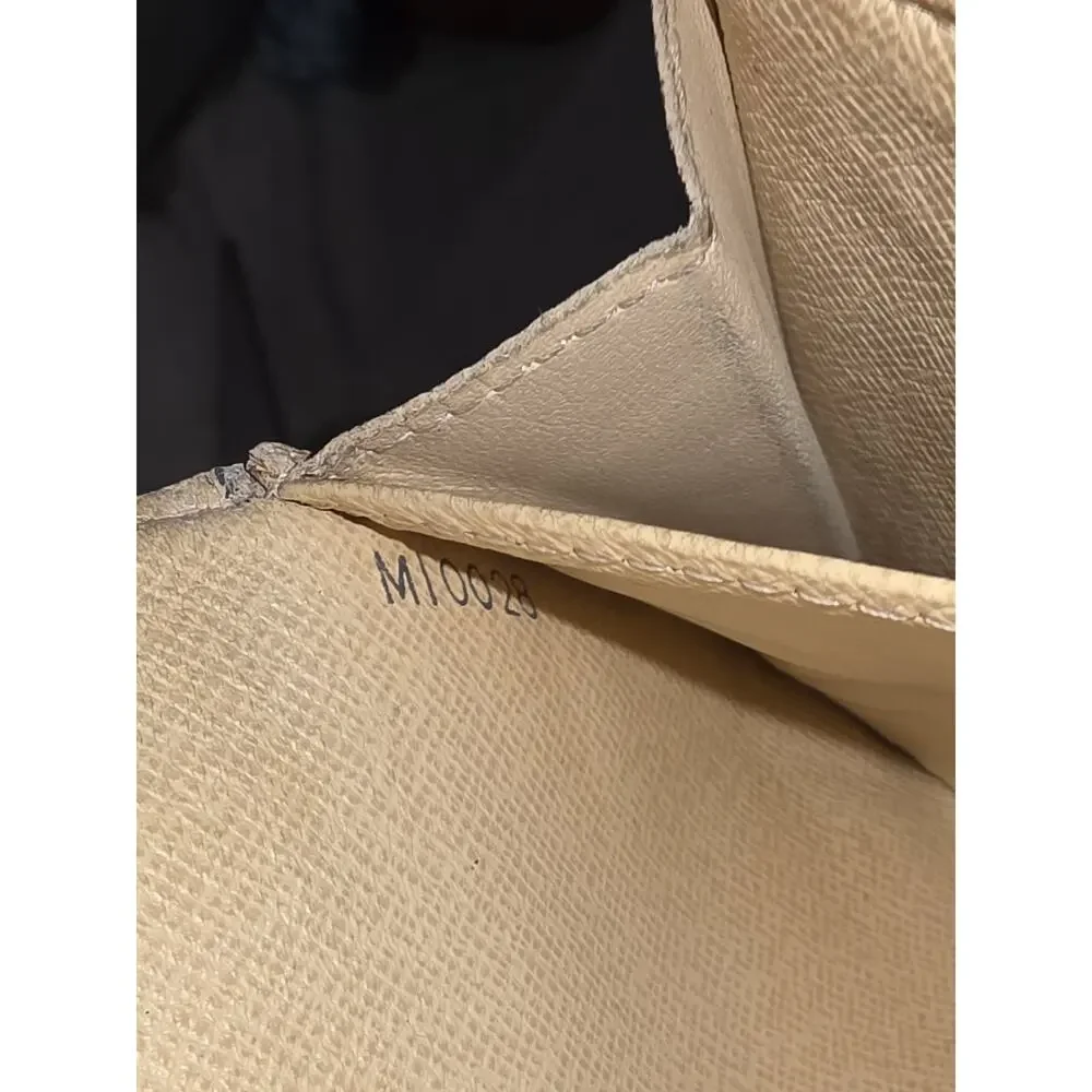 Louis Vuitton Damier Azur Canvas Sarah Wallet - Picture 7 of 8